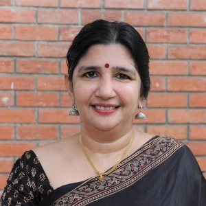 Dr Rajani Suresh