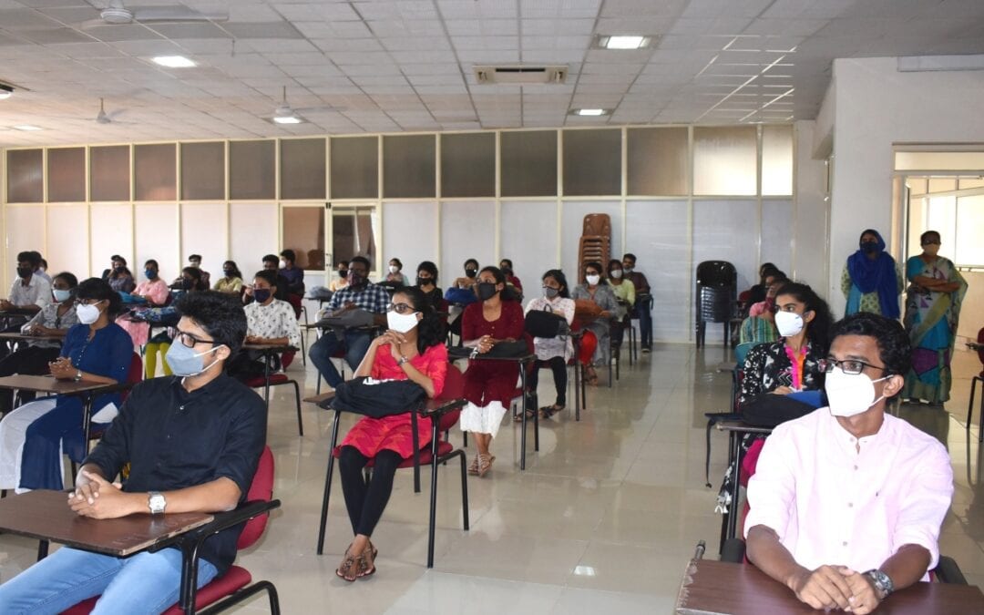 First year MST and BDA students come to campus