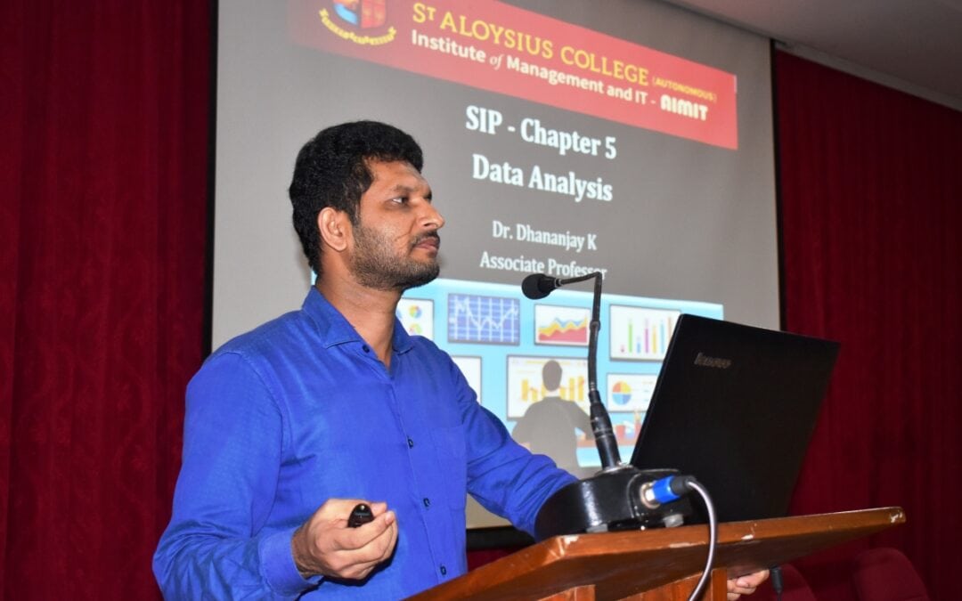 II MBA students take part in problem centric research workshop