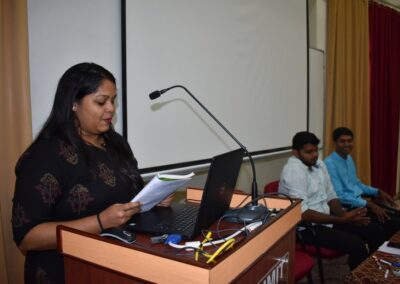 Non-teaching staff attend one day orientation