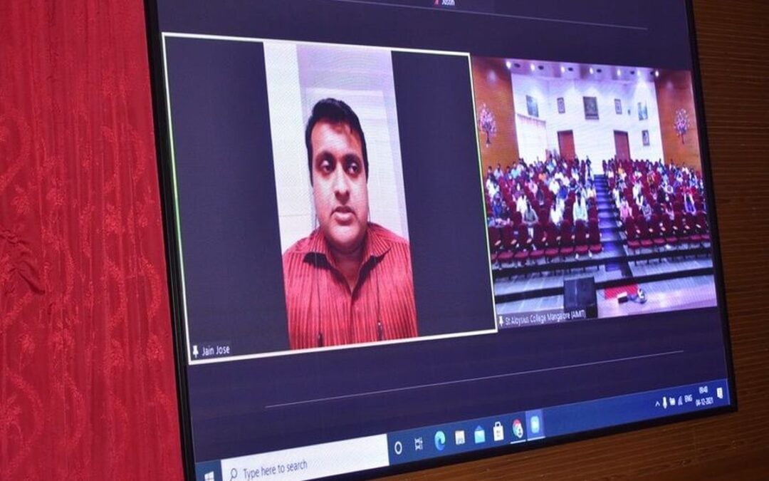 Alumni Interaction Series held for students of AIMIT Centre