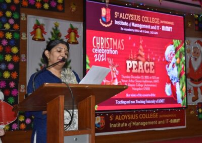Staff of AIMIT Centre come together to celebrate Christmas