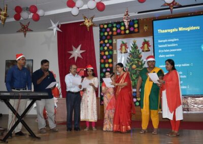 Staff of AIMIT Centre come together to celebrate Christmas