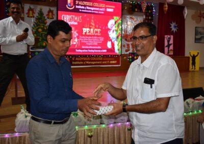 Staff of AIMIT Centre come together to celebrate Christmas