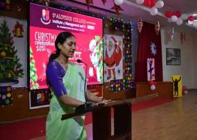 Staff of AIMIT come together to celebrate Christmas