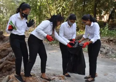 Students take up campus cleaning drive