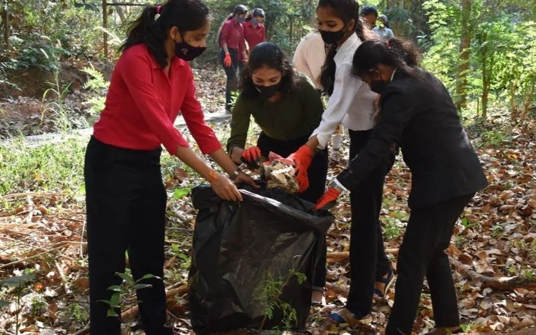 Students take up campus cleaning drive