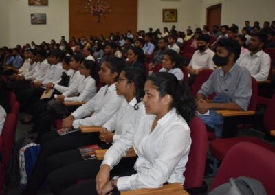 MBA students interact with entrepreneurs at EDP 2022