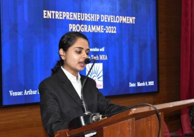 MBA students interact with entrepreneurs at EDP 2022