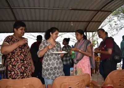 Non-teaching staff go on a day’s picnic