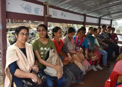 Non-teaching staff go on a day’s picnic