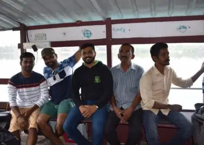 Non-teaching staff go on a day’s picnic