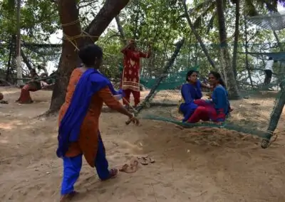 Non-teaching staff go on a day’s picnic