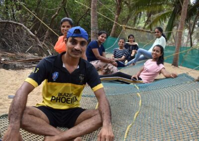 Non-teaching staff go on a day’s picnic