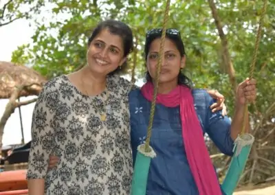 Non-teaching staff go on a day’s picnic