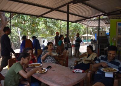 Non-teaching staff go on a day’s picnic