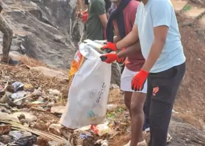 Social Marketing students take up beach cleaning drive