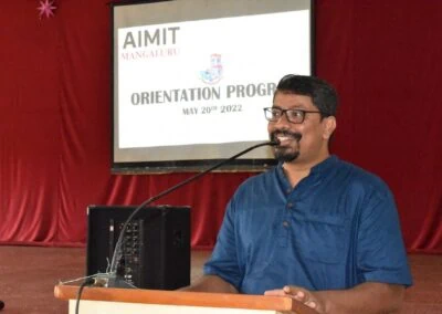 IT students attend orientation programme