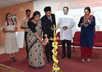 MBA students organize ‘service initiative programme’ to high school students