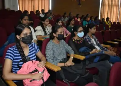 UG students attend bioinformatics workshop