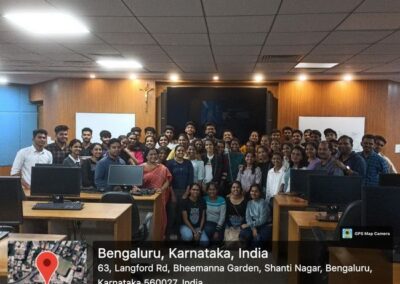 IT students go on a two-day industry visit