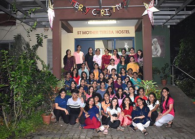 Three cribs at three hostels: Students display creative skills