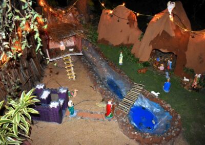 Three cribs at three hostels: Students display creative skills