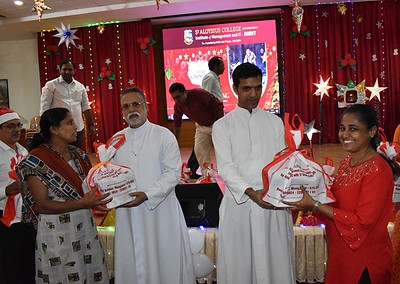 Time for giving and forgiving: AIMIT staff celebrate Christmas