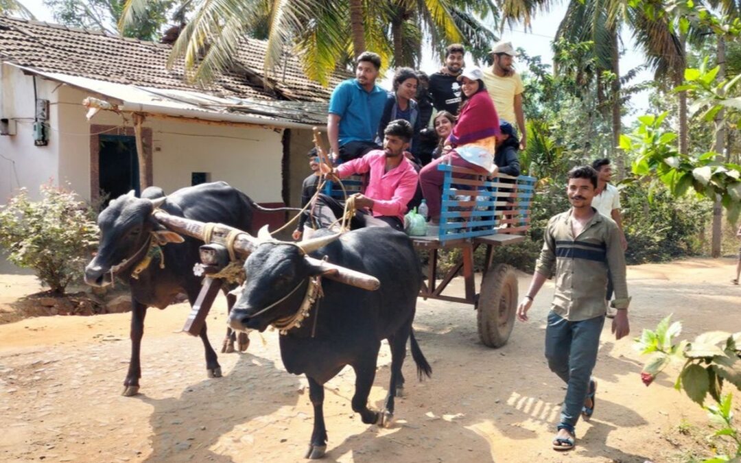 MBA students in Mundgod and Hangal for exposure programme