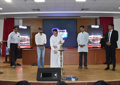 Insignia 2023, management fest held with ‘Reminiscence’