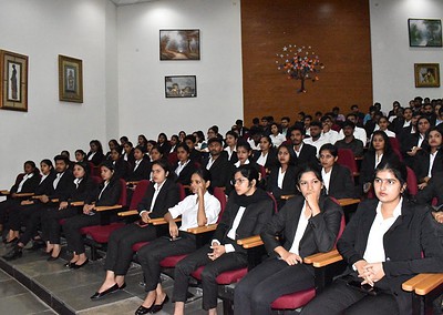 Insignia 2023, management fest held with ‘Reminiscence’