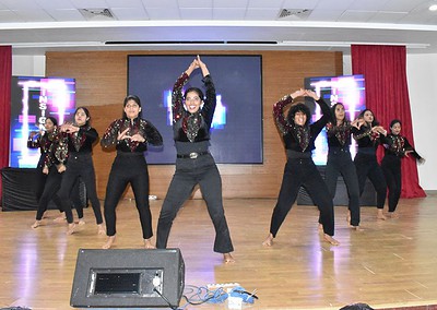 Insignia 2023, management fest held with ‘Reminiscence’
