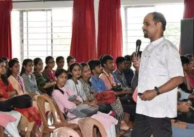 IT students take part in orientation programme