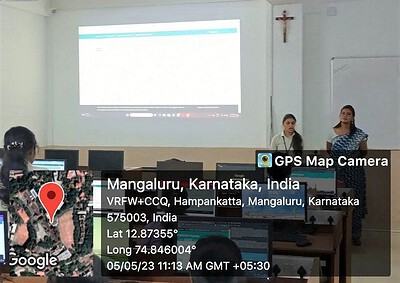 Students attend hands on session in Bioinformatics
