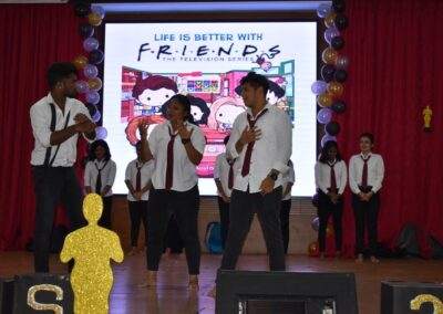 Junior MBA students give cultural farewell to seniors