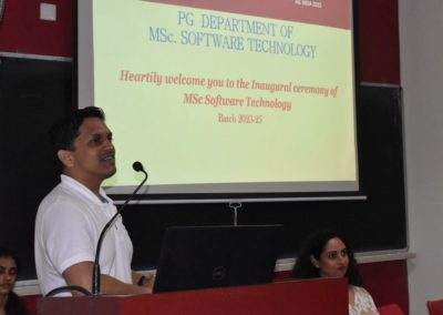 Niveus officials at MSc Soft Tech inauguration; interact with students
