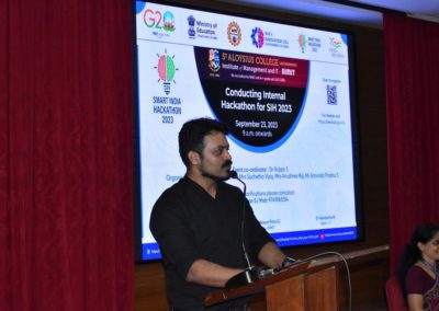 Smart India Hackathon 2023 kickstarts at AIMIT Centre
