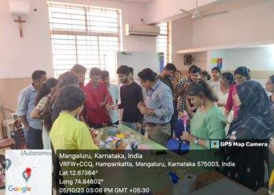 Bioinformatics students attend workshop at SAC