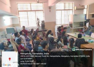 Bioinformatics students attend workshop at SAC