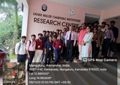 Soft Tech students visit FMRC and simulation lab