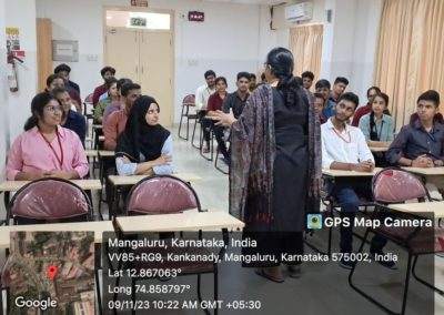 Soft Tech students visit FMRC and simulation lab