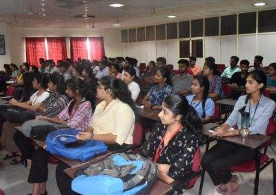 HR Club holds guest lecture