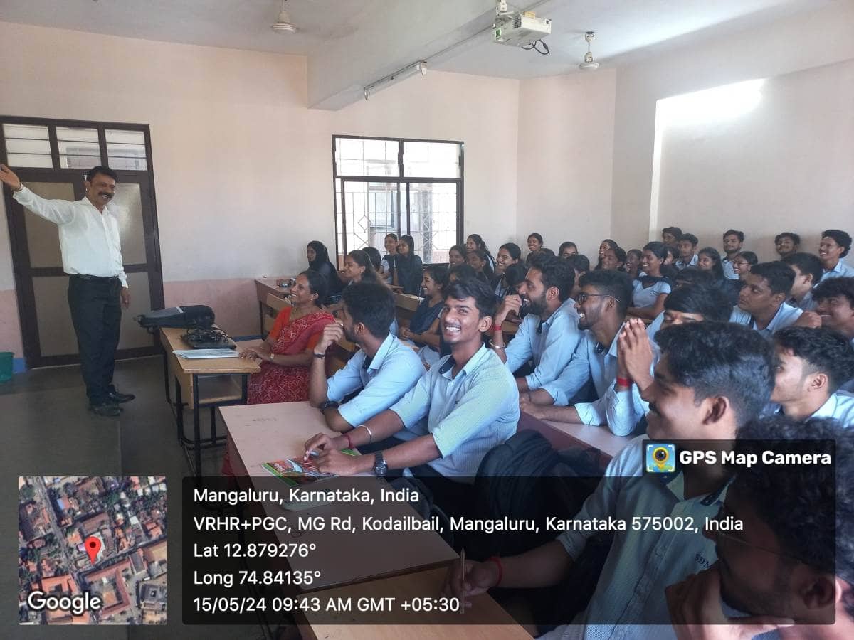 Dr Rakesh Kumar delivers guest lecture on AI AIMIT