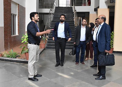 BM Delegation Visits AIMIT Centre