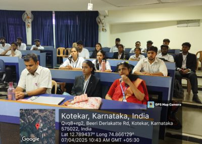 AIMIT Centre Hosts Intensive Digital Marketing Workshop in Collaboration with HiveMinds