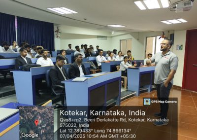 AIMIT Centre Hosts Intensive Digital Marketing Workshop in Collaboration with HiveMinds