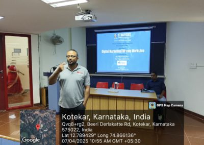 AIMIT Centre Hosts Intensive Digital Marketing Workshop in Collaboration with HiveMinds